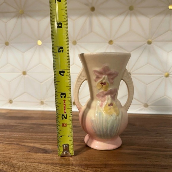 Vintage Hull Flower Vase, Orchid Motif, Double Handle, USA made, 1930s - Picture 3 of 6